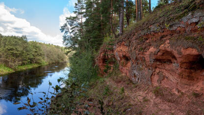 Охранные зоны появились ещё у двух памятников природы